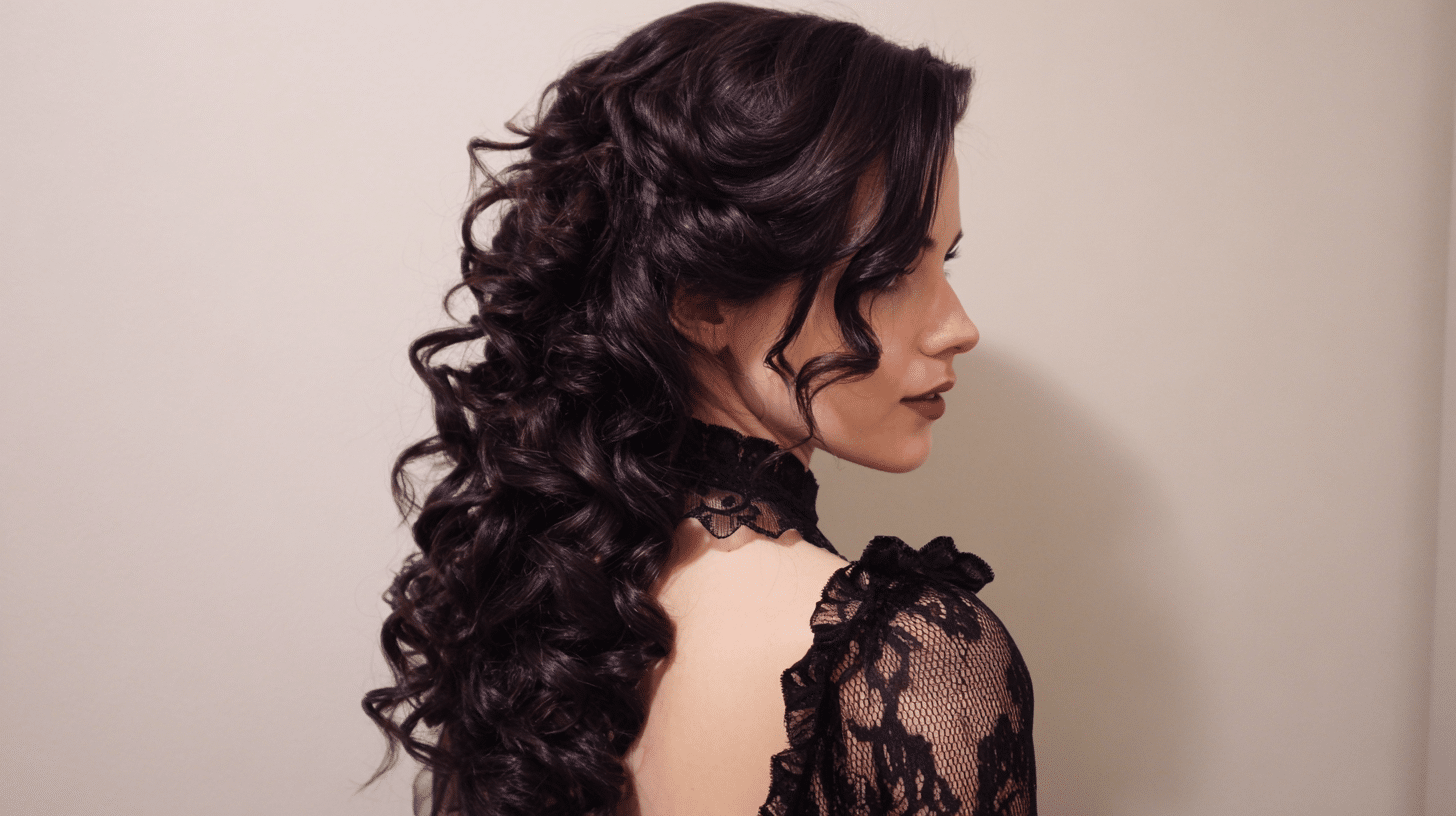 Romantic Curls Goth
