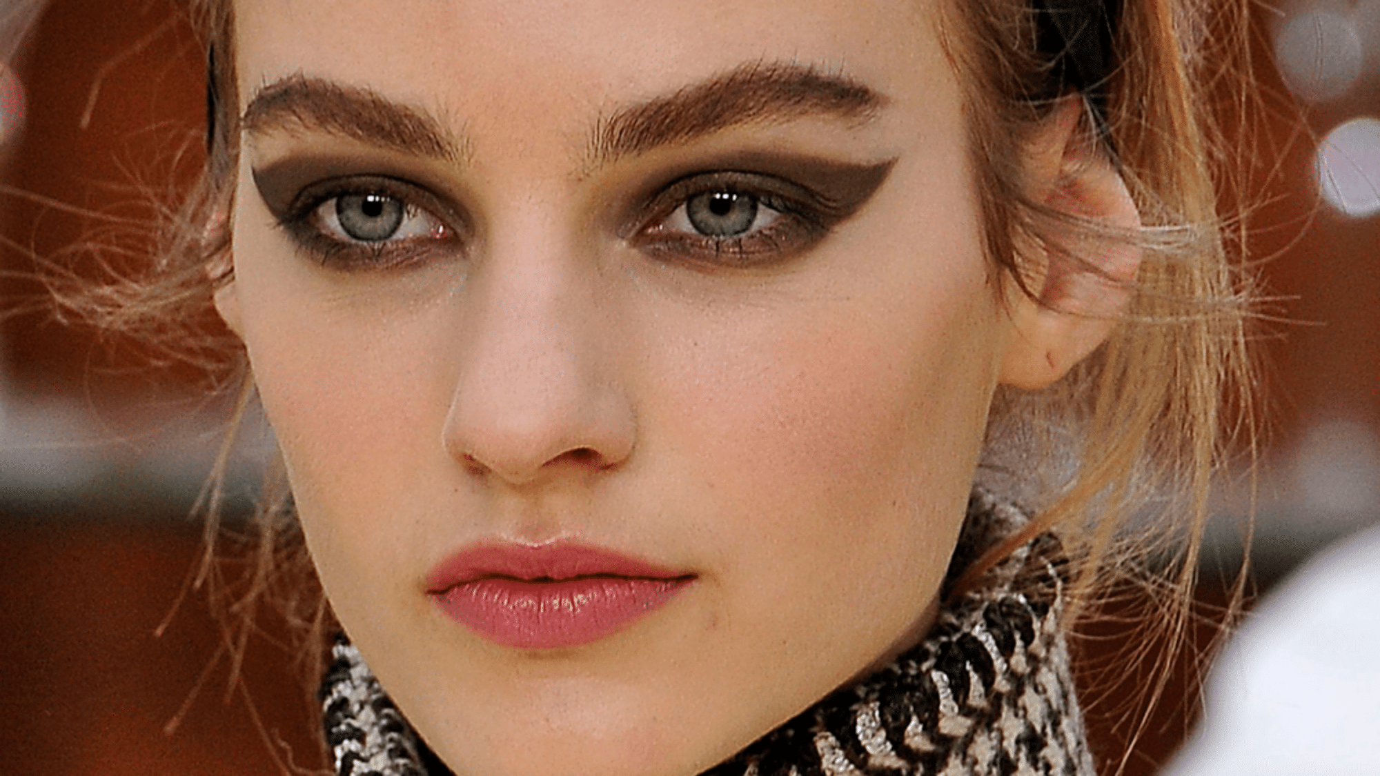 Round + Deep-Set Eyes