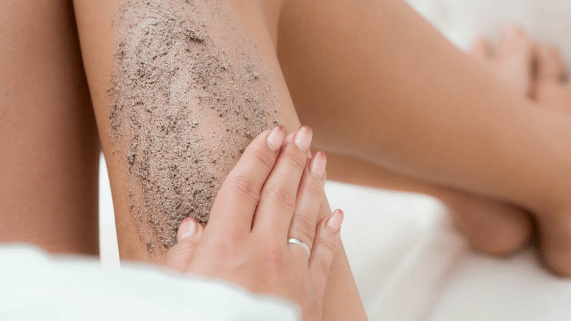 Why-Scrubbing-Before-Shaving-Boosts-Results